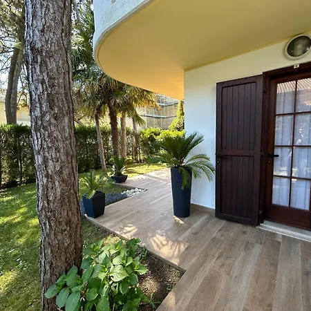 Villa Aether Lignano Sabbiadoro Exterior foto