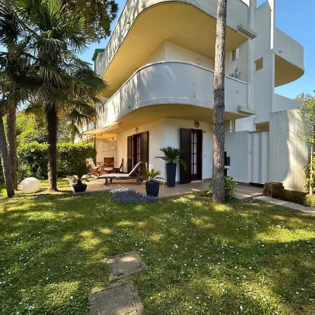 Villa Aether Lignano Sabbiadoro Exterior foto